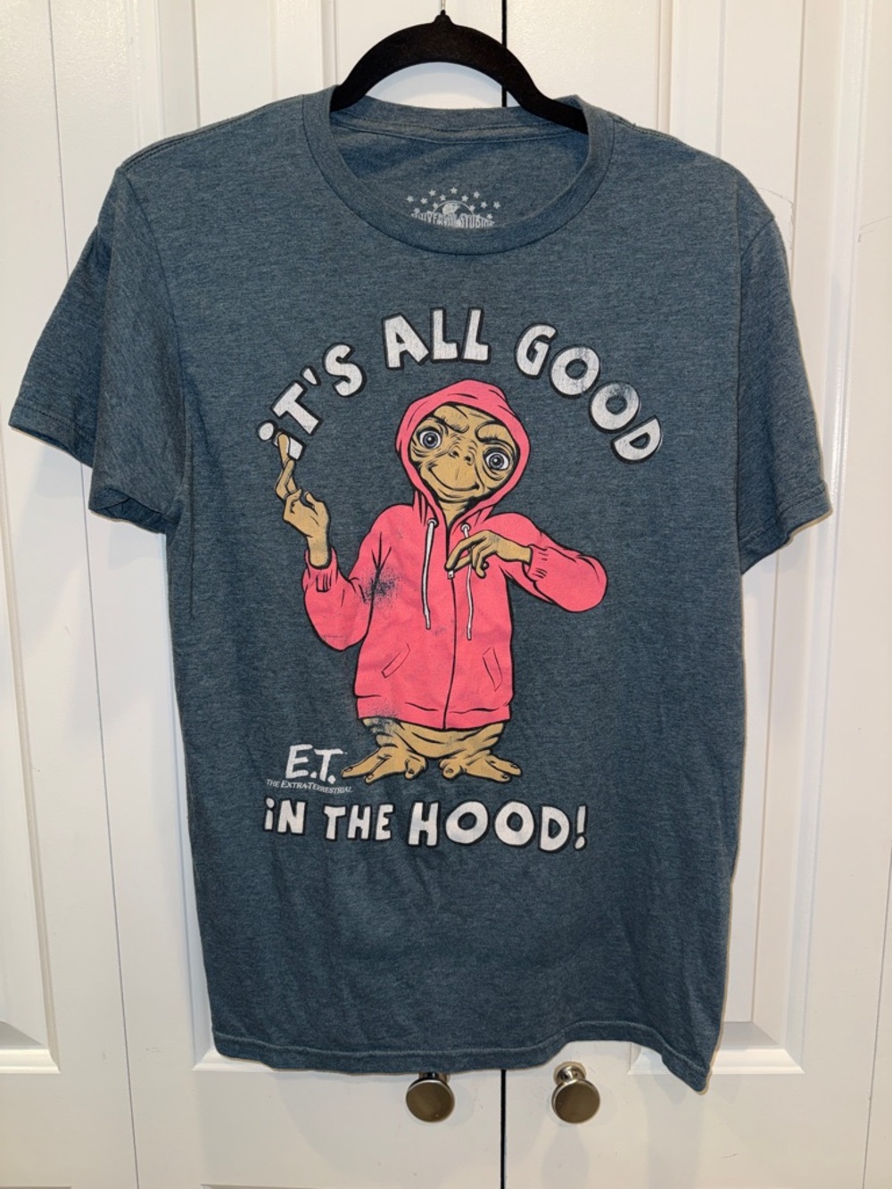 E.T. Graphic Short-Sleeve Tee - Blue with Pink Graphic - Picture 1 of 3
